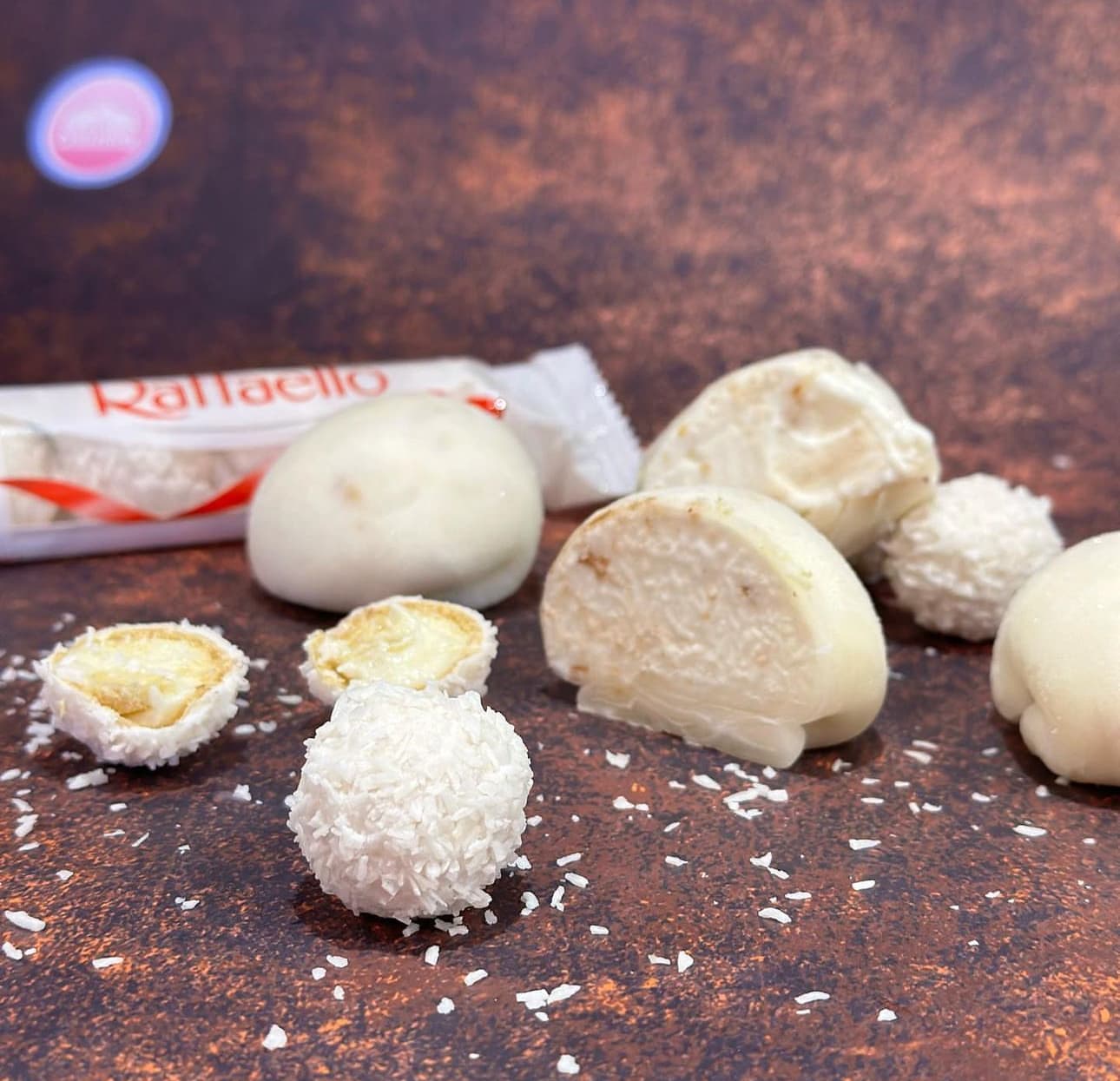 Mochi Raffaello
