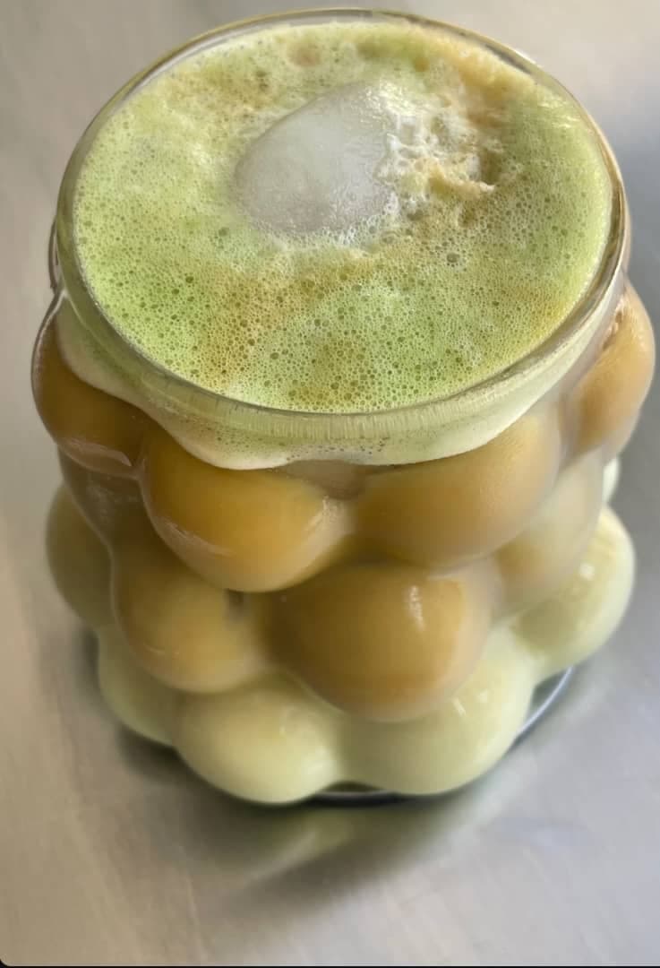 Dirty matcha latté