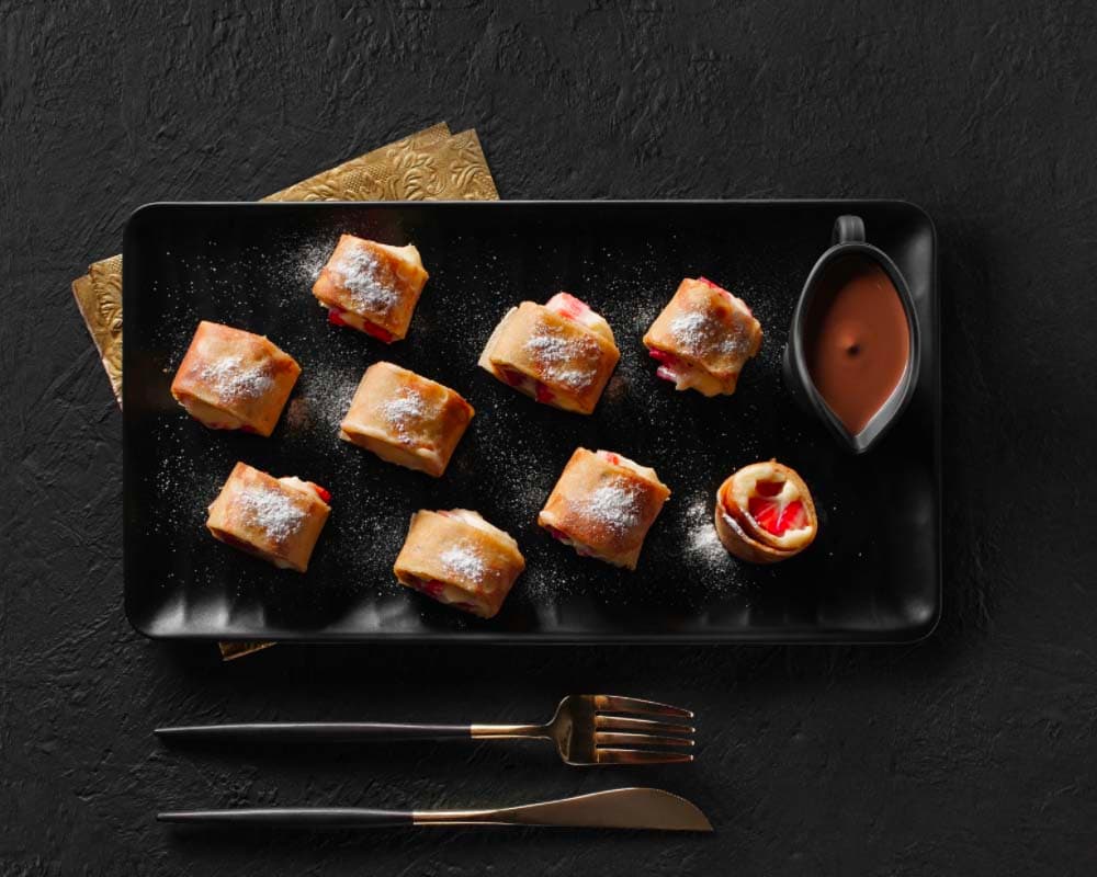 Crêpe sushi sweet