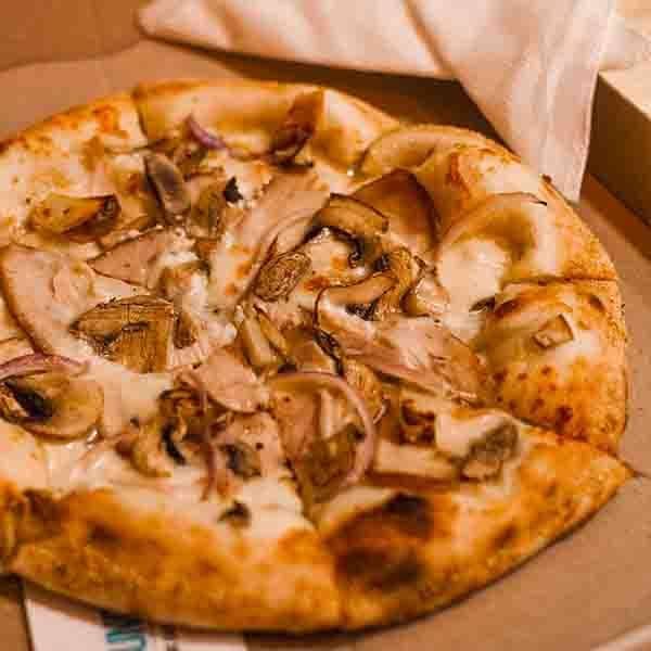Pizza bressane
