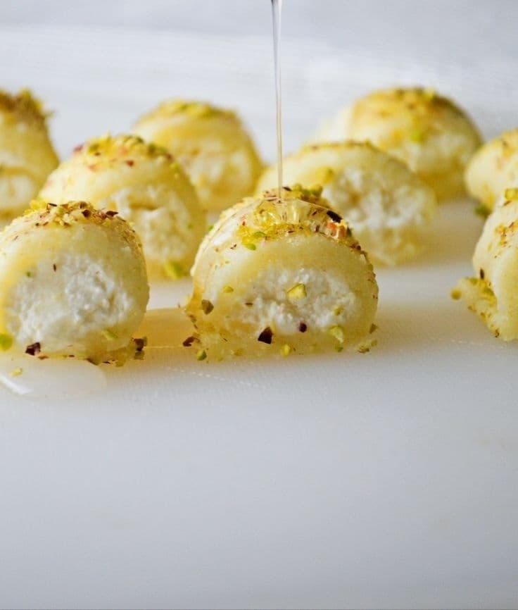 Halawa au fromage ( حلاوة الجبن )