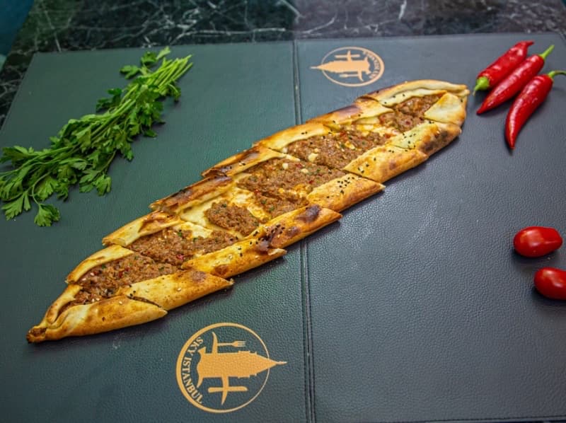 Pide viande hachée fromage 