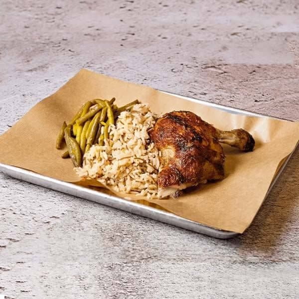 Morceau de poulet avec riz