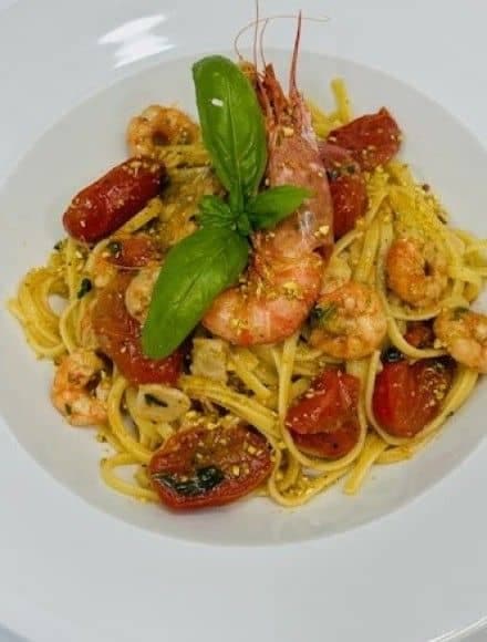 Linguine aux crevettes et pistaches
